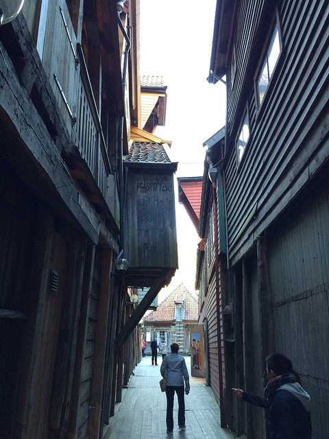 Exploring Bryggen's back alleyways