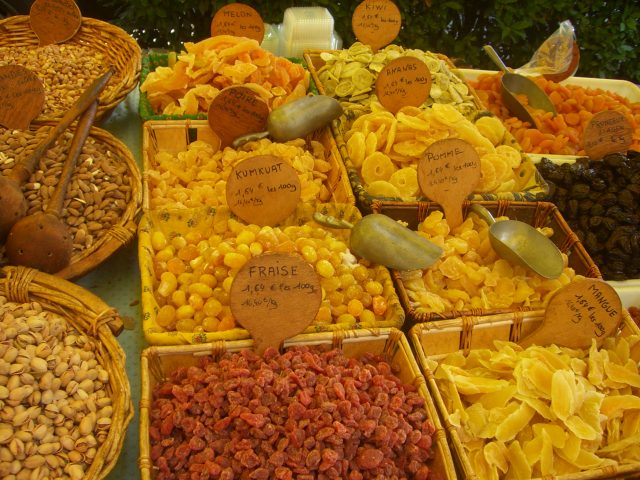isle sur la sorgue market