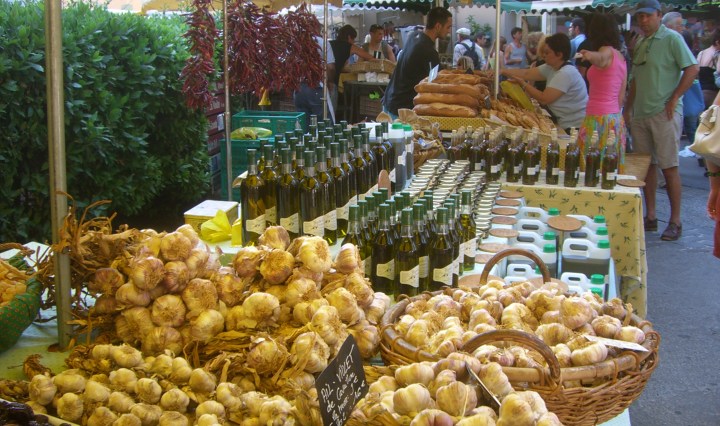 isle sur la sorgue market