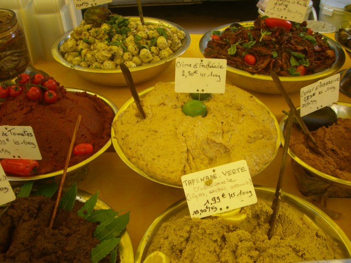 isle sur la sorgue market