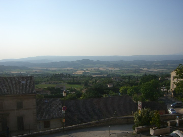 bonnieux provence restaurant Le Tenil