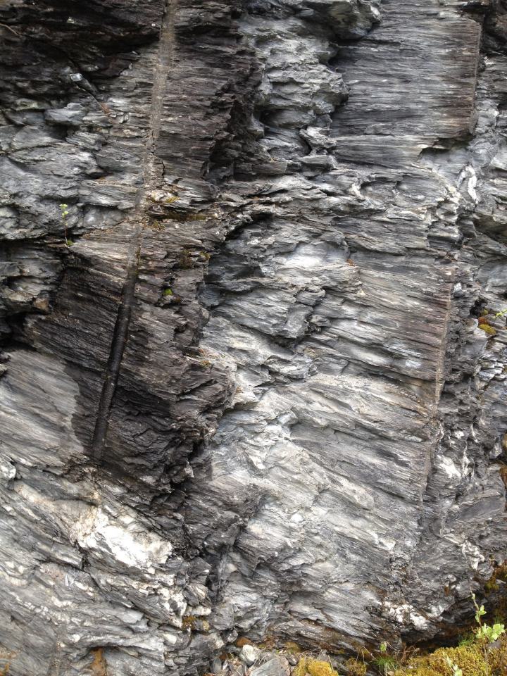 Slate wall on the Flam Aurland Bike Trail